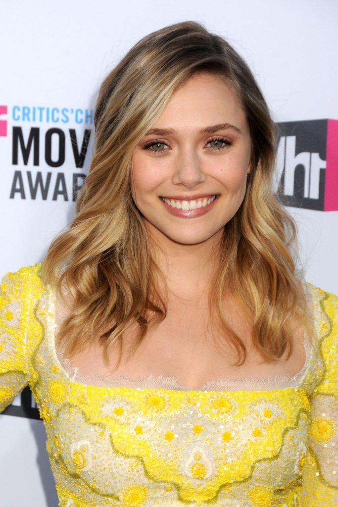 Elizabeth Olsen Hates 'Awkward' Sex Scenes