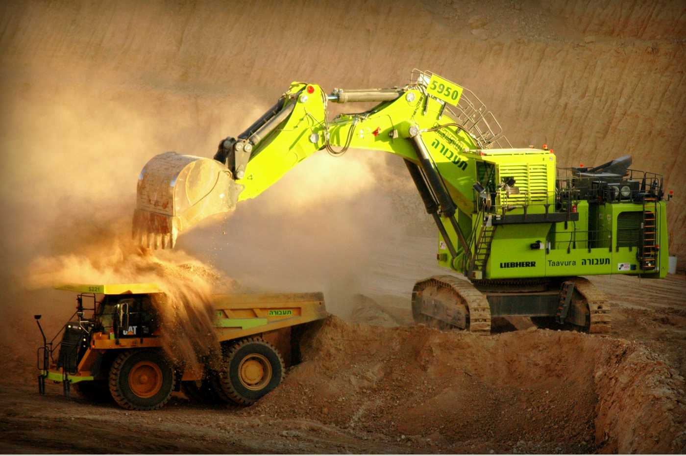 Construction Machineries for Modern Infrastructure