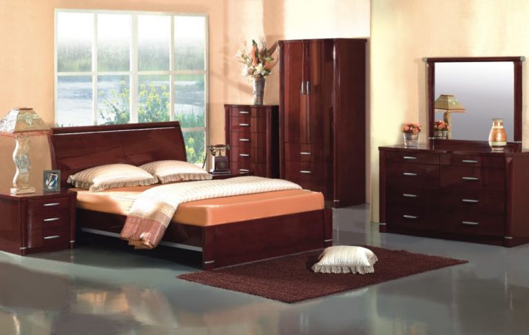 Don't Forget to Care Mahogany Furniture in Winter