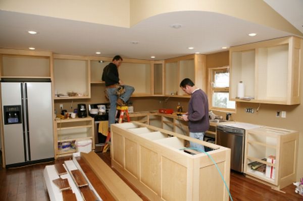 Remodeling your Kitchen by DIY Kitchen Renovations