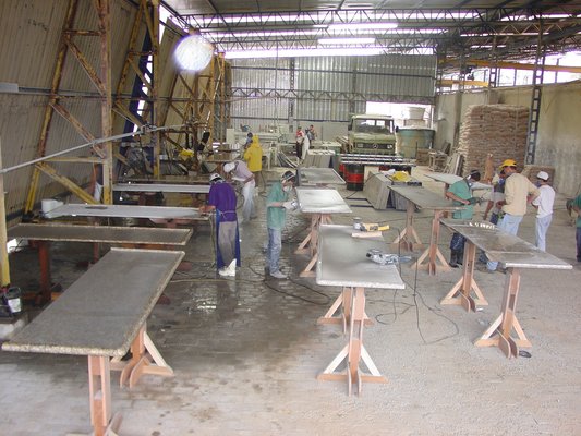 Reasons To Consider Granite Slabs In Your Building Projects