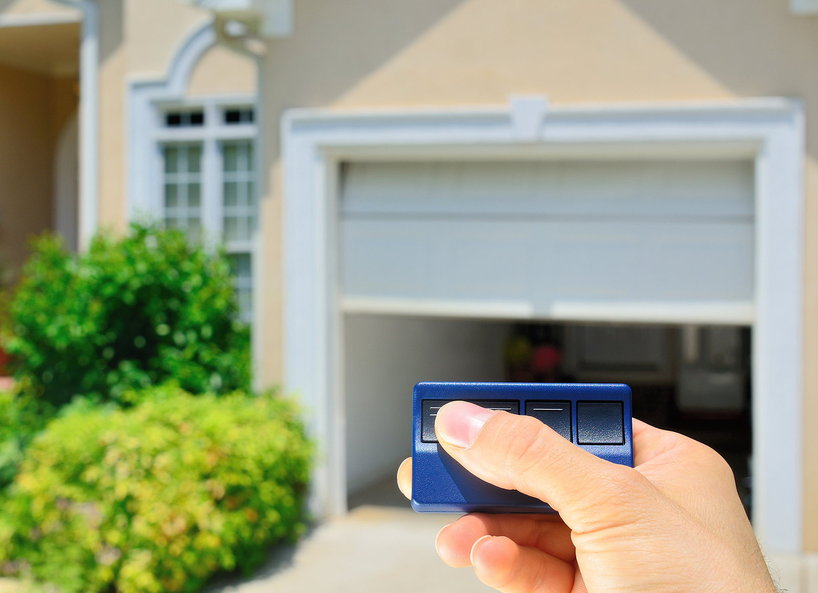 How To Find Garage Door Companies In Aurora