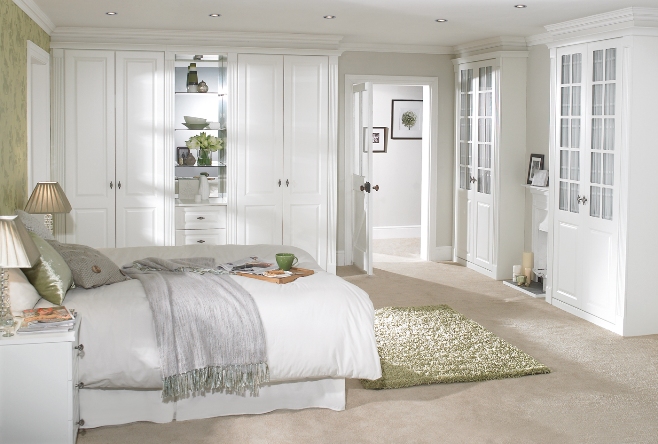 7 Reasons To Go With White Wooden Wardrobes