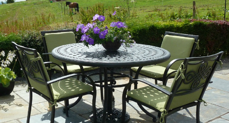 Garden Furniture – Enhance Your Garden’s Natural Beauty