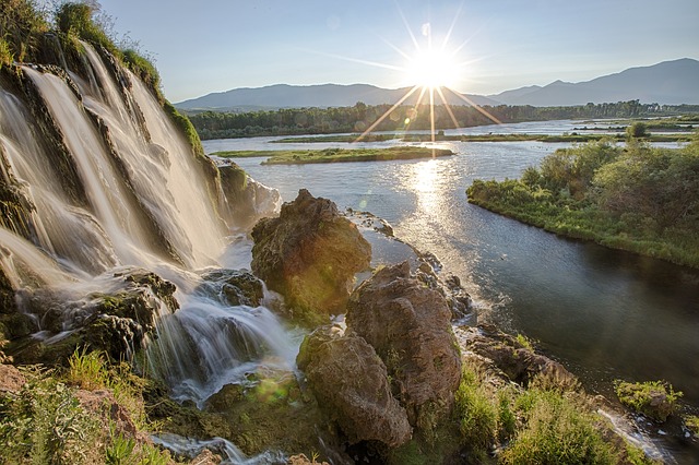3 Reasons Why You Should Visit Idaho, or Purchase A Home There