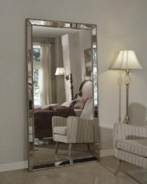 Brilliant Ideas For Decorating With Venetian Mirrors