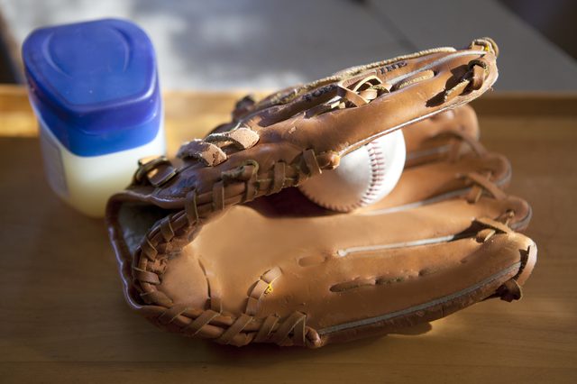 What We Should Do Before Storing Baseball Gloves?