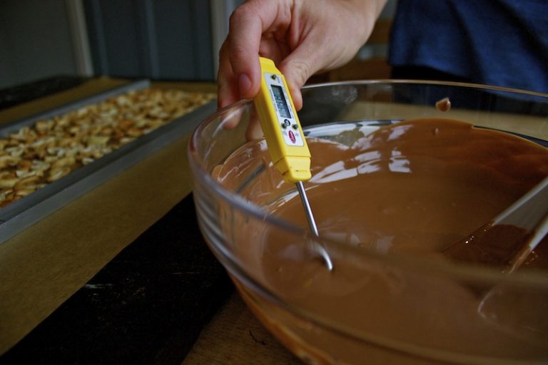 Tips To Make Chocolates At Home