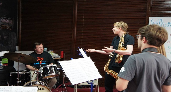 Top Tips For Finding An Extraordinary Saxophone Teacher