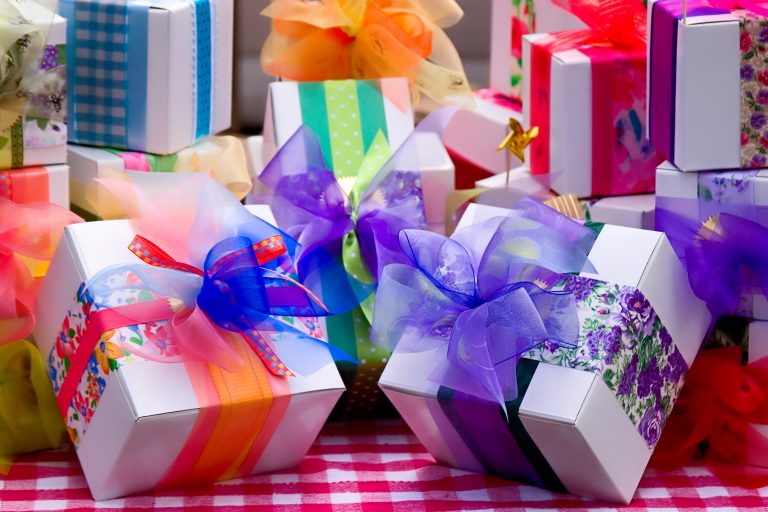 Exclusive Birthday Gifts That You Can Present