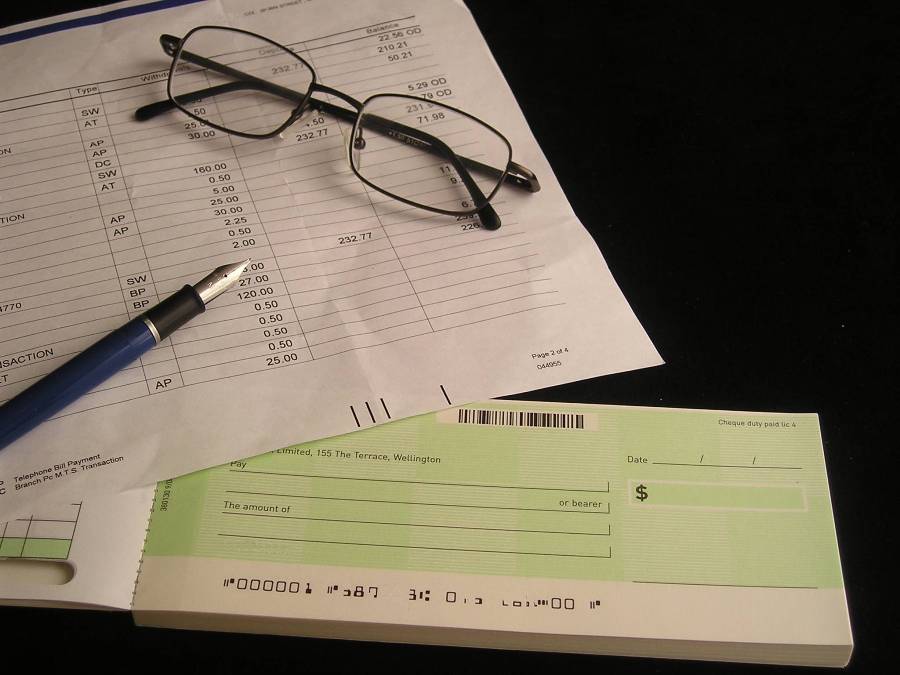 How To Get The Service Of Best Cheque Bounce Lawyers In Delhi?